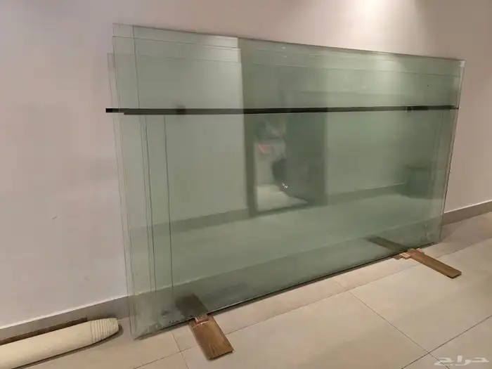 زجاج مكاتب مستخدم 1