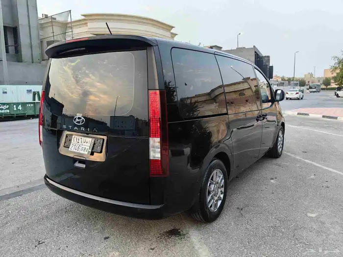 هونداي ستاريا ديزل 11 راكب موديل 2022م وارد كوريا 4