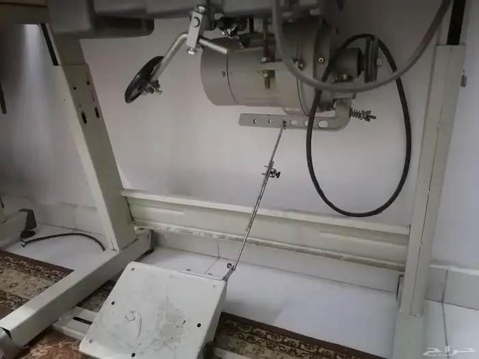 مكينة خياطة 0