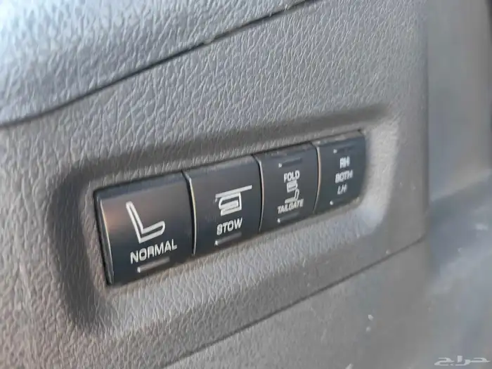 فورد فليكس تيربو فل اوبشن فتحات سقف موديل 2013 م بحالة ممتاز 27