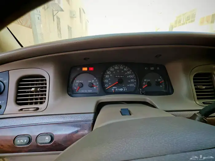 فورد قراند ماركيز للبيع 2005 ماشي 269 GS برقهام نادر 15