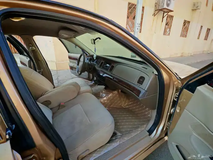 فورد قراند ماركيز للبيع 2005 ماشي 269 GS برقهام نادر 14