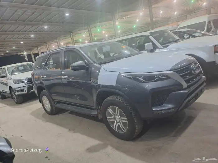 تويوتا فورتشنر GX دبل موديل 2025 1