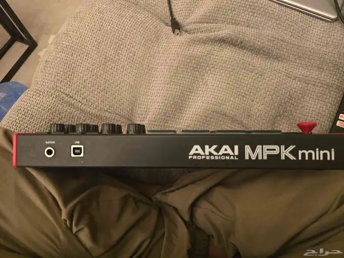 وحدة تحكم midi 1