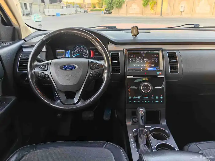 فورد فليكس تيربو فل اوبشن فتحات سقف موديل 2013 م بحالة ممتاز 21