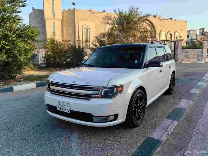 فورد فليكس تيربو فل اوبشن فتحات سقف موديل 2013 م بحالة ممتاز 0