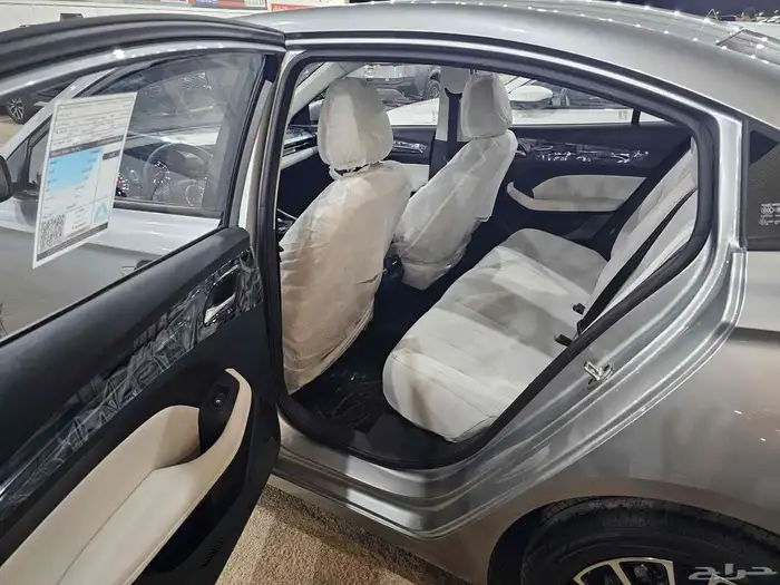 ام جى 5 2025 كمفورت 8