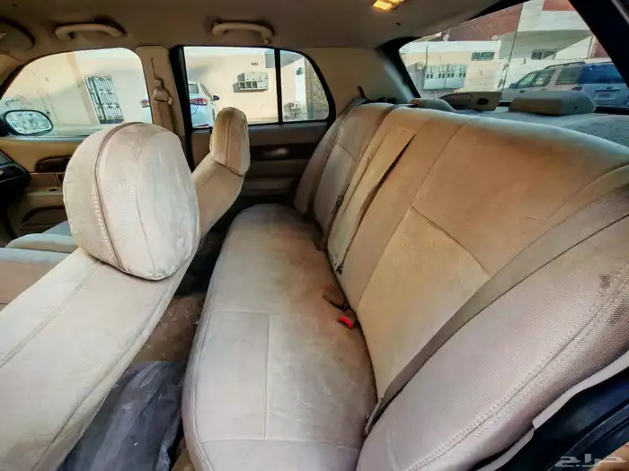 فورد قراند ماركيز للبيع 2005 ماشي 269 GS برقهام نادر 10