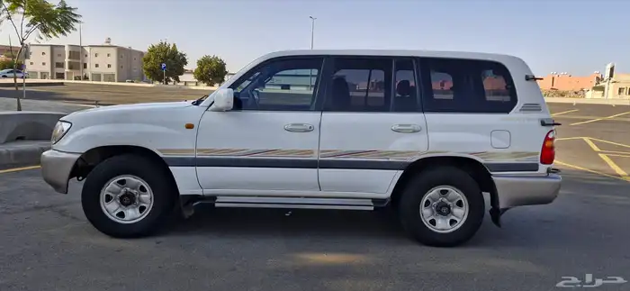 تويوتا صالون لاندكروزر موديل 2000 نضيف جدا 0