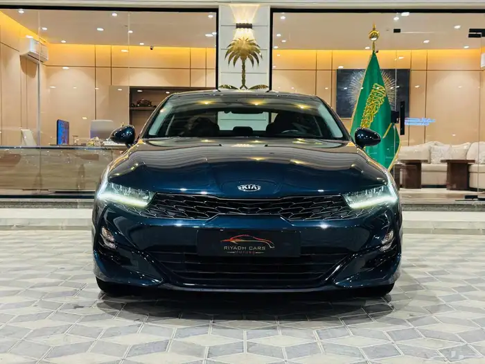 كيا K5 2021 فل كامل بطاقه جمركيه نظيف جدا 0