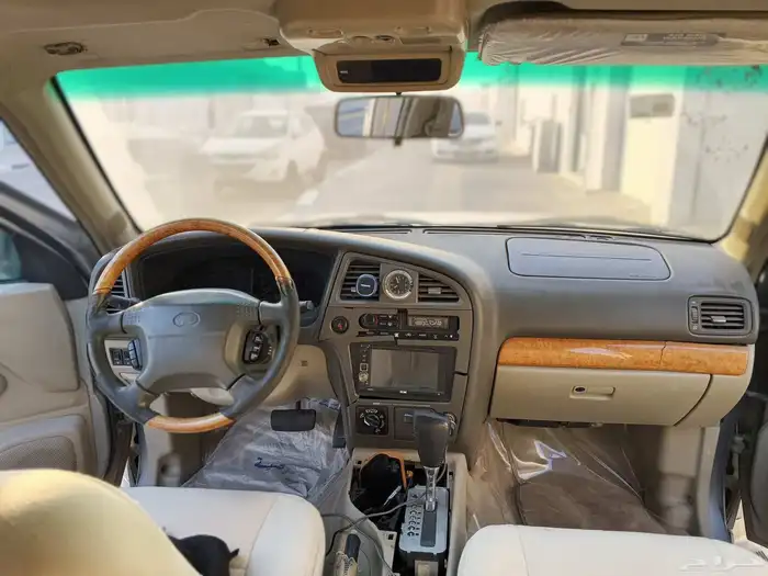 جيب انفينتي 2001 1