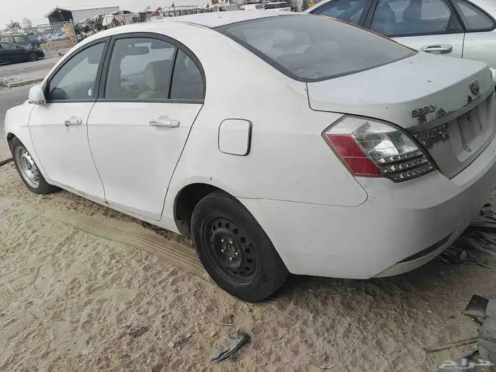 جيلي امجراند حجم 7 موديل 2013 تشليح قطع غيار 1