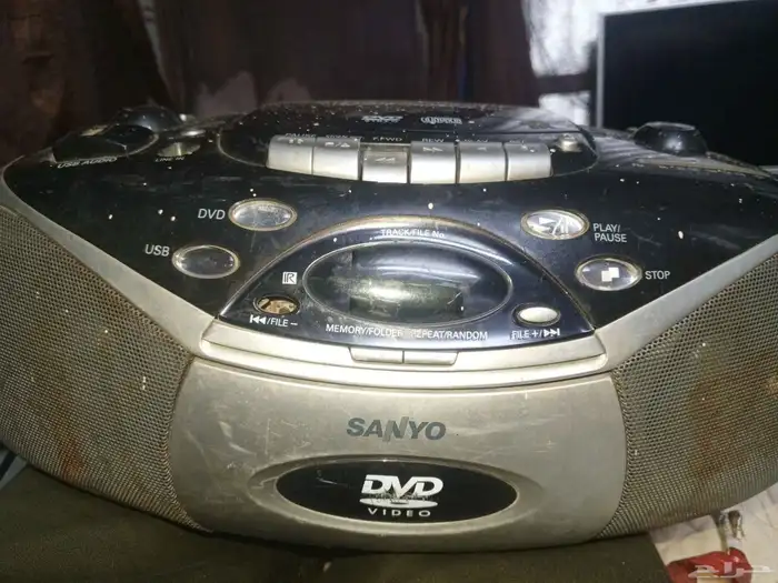 مسجل سيدي ما راديو مع كل شيء شغال والسعر رخيص 1