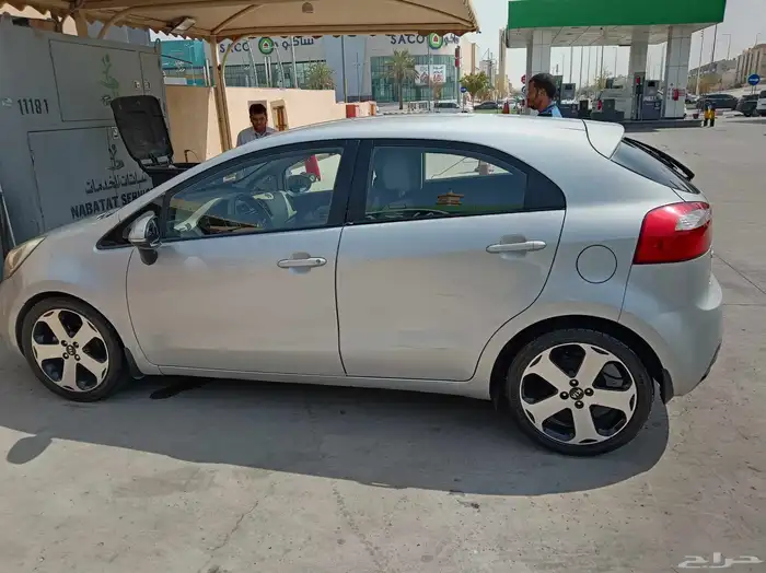 سياره كيا ريو 2015 هاتشباك 5