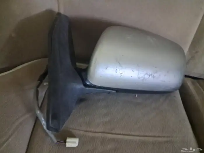 مرايات كهربا ضم كرولا 2007 و أربعة فرش باب داخلى عادى و كرسى 2