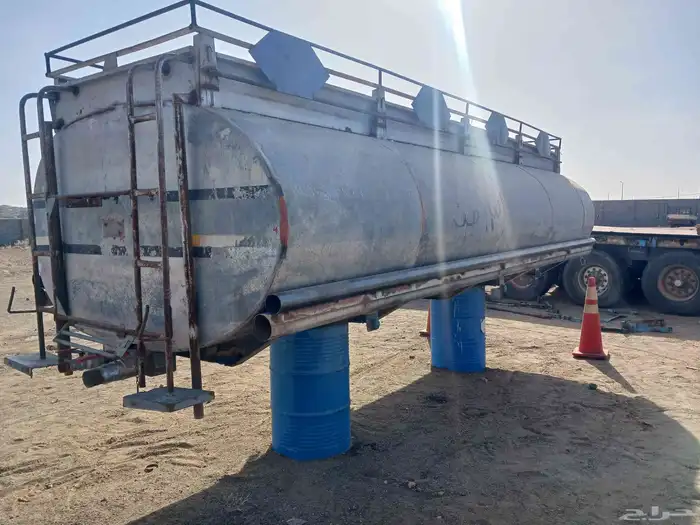 للبيع تانكي ماء الحمولة قرابة 13 طن 5