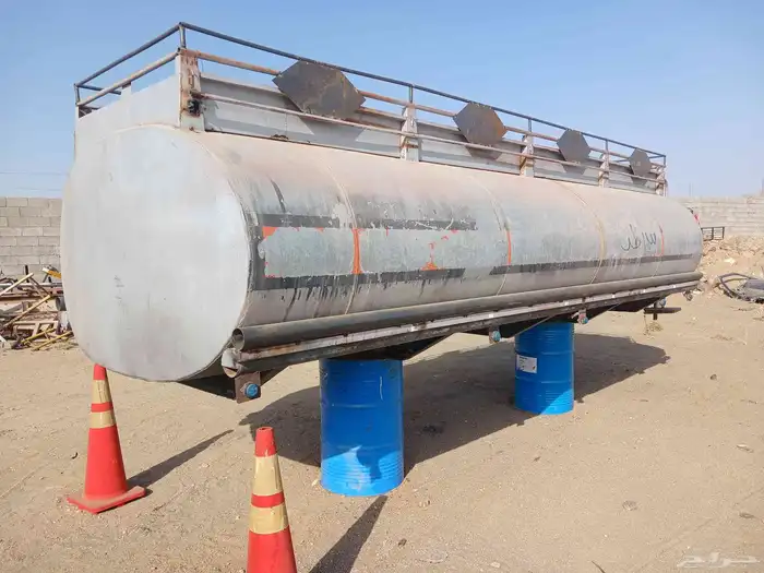 للبيع تانكي ماء الحمولة قرابة 13 طن 2