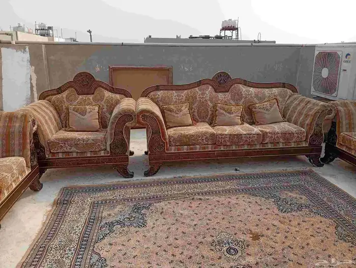 كنب للبيع سبع قطع 1