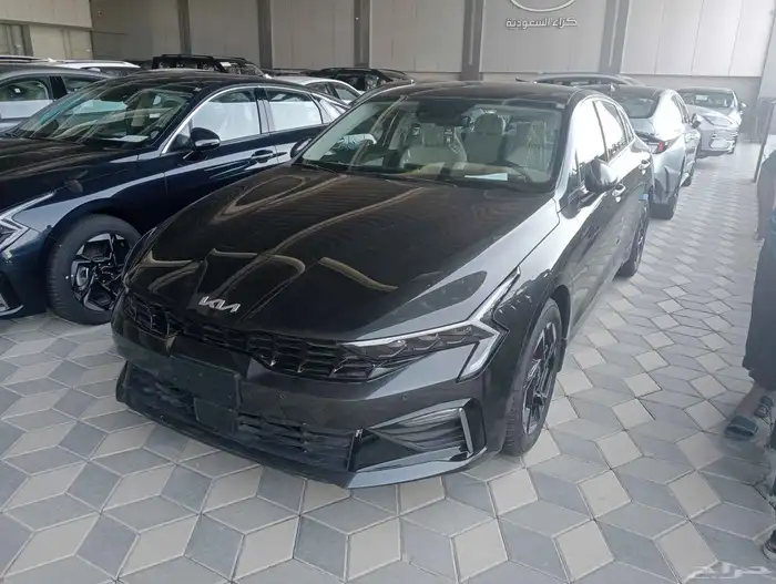 كيا K5 استاندر مطور ونص فل موديل 2026 1