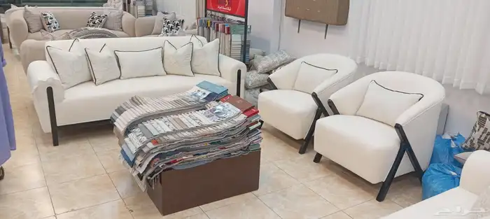 Translate Post  مفروشات الرياض  تفصيل جميع انواع الكنب وال 0