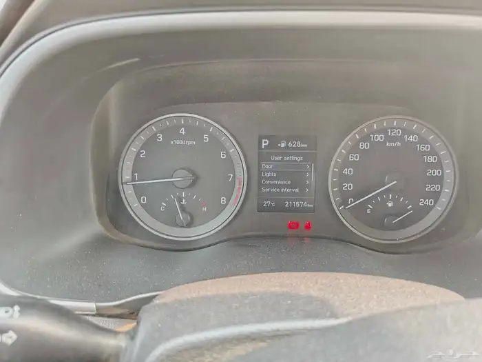 Tucson 2020 mid trim 211 k Kms   60 k sar   no accident. Sau 13