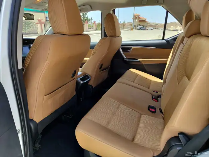 تويوتا فورشنر 2024 بنزين ست 6 سلندر V6 VX1 ب138 الف. 5