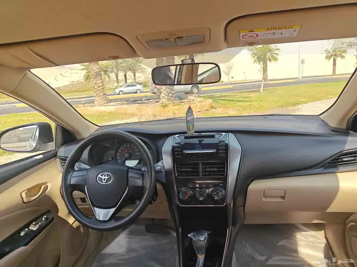 للبيع تويوتا يارس 2022 وكاله 12