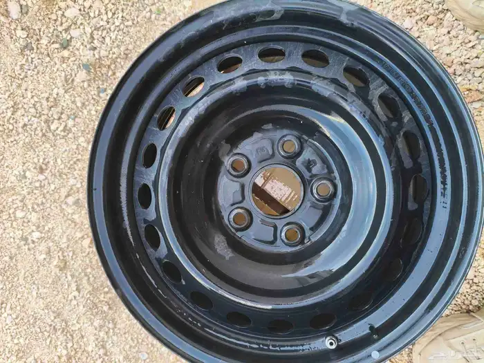 جنط كامري مع بلف حساس من 2018 الى2024 4