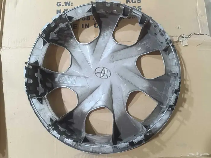 طاسه وحده فقط نضيفه موضحه بي الصوره وحد مره 50 2