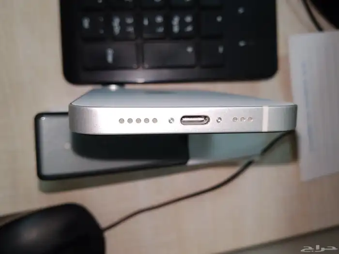 ايفون 16 e مستخدم عدات ايام الباقي مخزن 5