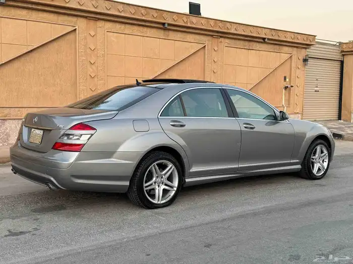 مرسيدس 2009 - S500 نظيف 9