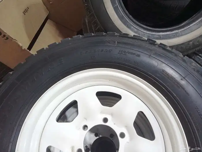 كفرات وجنوط برادو استخدم نظيف مره 1