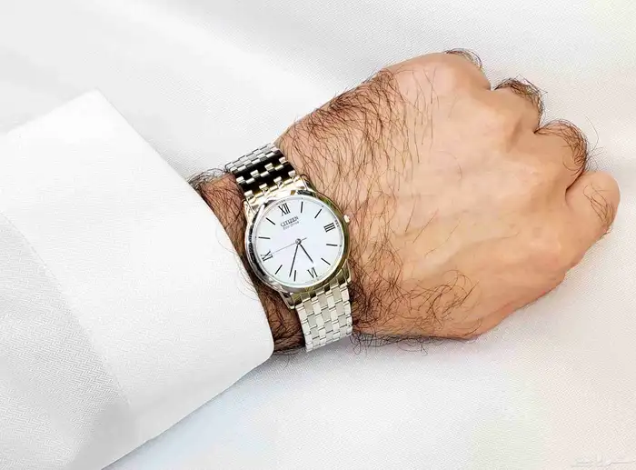 ساعة يابانية رقيقة جداكلاسيكية تشتغل بدون بطارية مستوردة 0