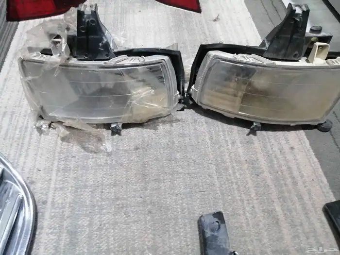 للبيع قطع غيار كورلا 2