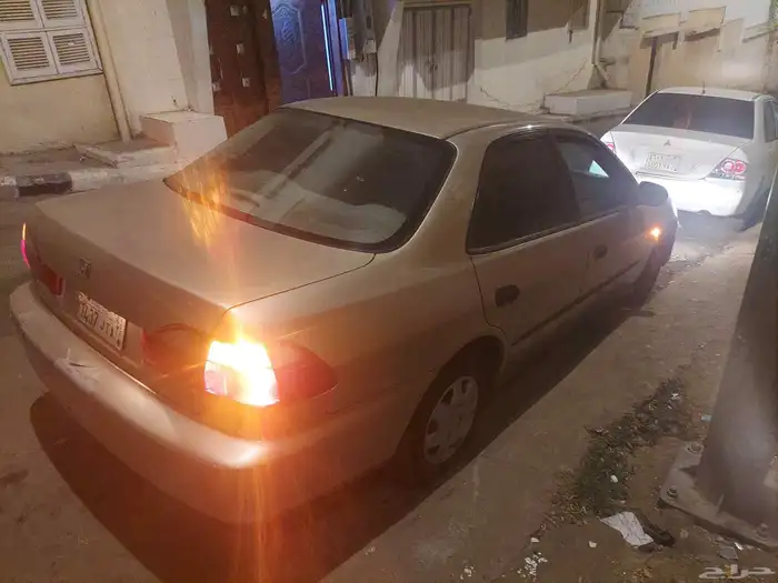 هوندا اكورد موديل 2000 1