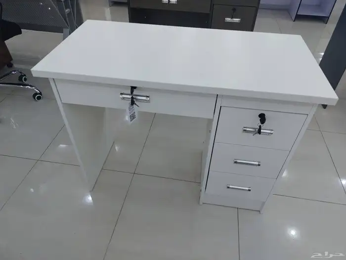 بارتيشن رباعي ثنائي و مفردلون ابيض و جملي كرسي دوار قاعده كر 23