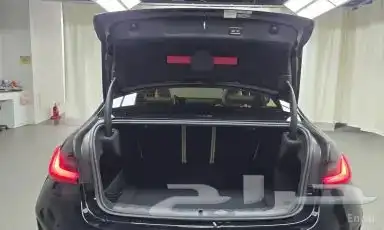 بي إم دبليو الفئة الثالثة (G20) 320i إم سبورت 19