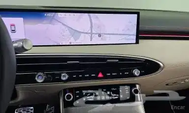 جينيسيس GV70 موديل 2025 13