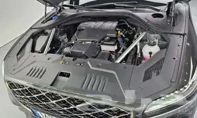 جينيسيس GV70 موديل 2025 4