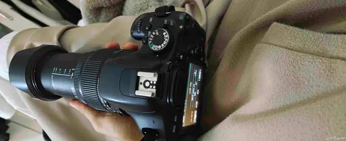 كاميرا كانون احترافيه للصامل ب500 يستاهل 9