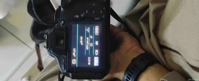 كاميرا كانون احترافيه للصامل ب500 يستاهل 8