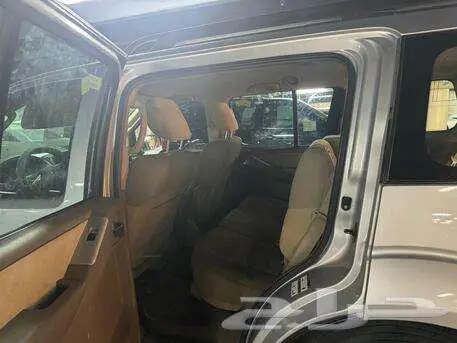 NISSAN PATHFINDER SE 2010 1