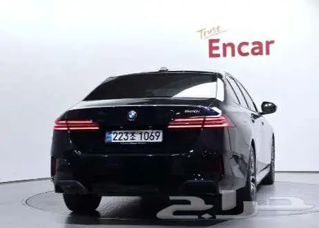 BMW 520iM موديل 2024 الميموني للاستيراد بكوريا 3