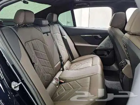 BMW 520iM موديل 2024 الميموني للاستيراد بكوريا 9