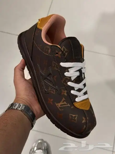 شوزات هرمز نايك نيوبلانس اديداس اسيكس ماستر 2