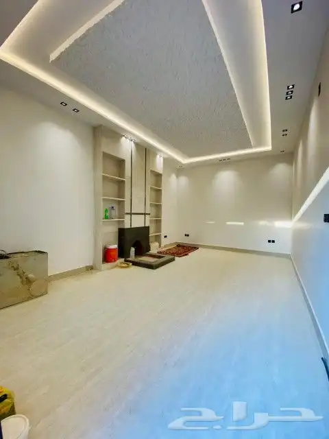 فيلا درج صاله وشقتين بحي البيان 5