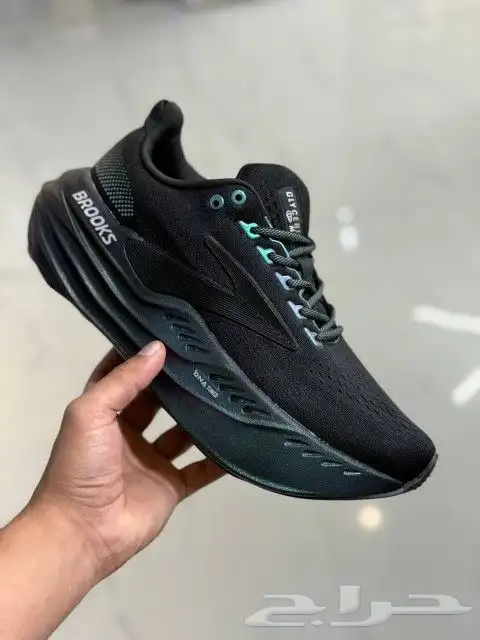 شوزات هرمز نايك نيوبلانس اديداس اسيكس ماستر 41