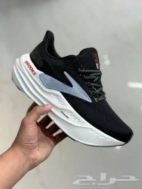 شوزات هرمز نايك نيوبلانس اديداس اسيكس ماستر 45