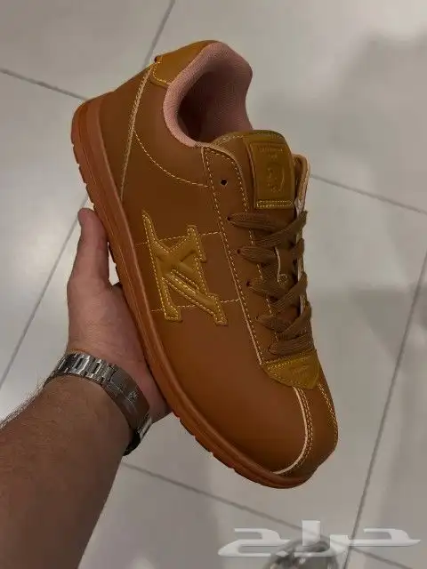 شوزات هرمز نايك نيوبلانس اديداس اسيكس ماستر 1