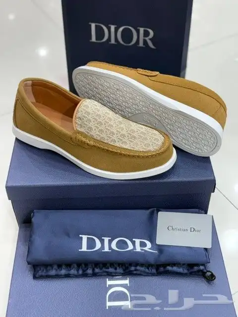 شوزات هرمز نايك نيوبلانس اديداس اسيكس ماستر 25